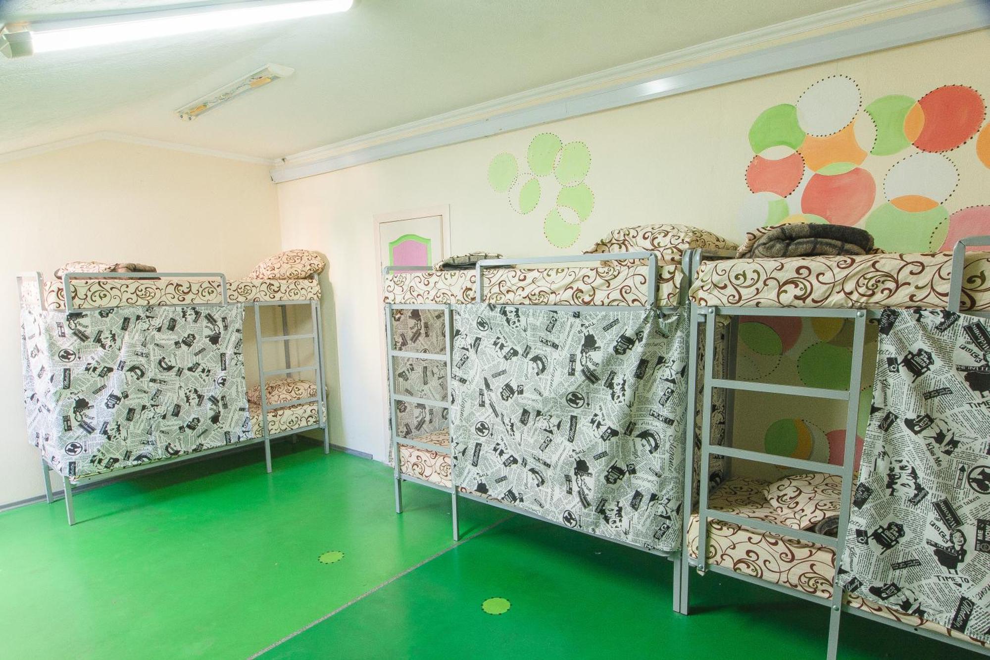 Lucky Hostel На Крещатике Kiev Ngoại thất bức ảnh