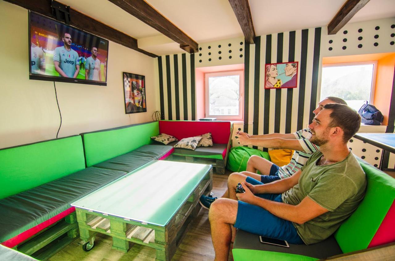 Lucky Hostel На Крещатике Kiev Ngoại thất bức ảnh