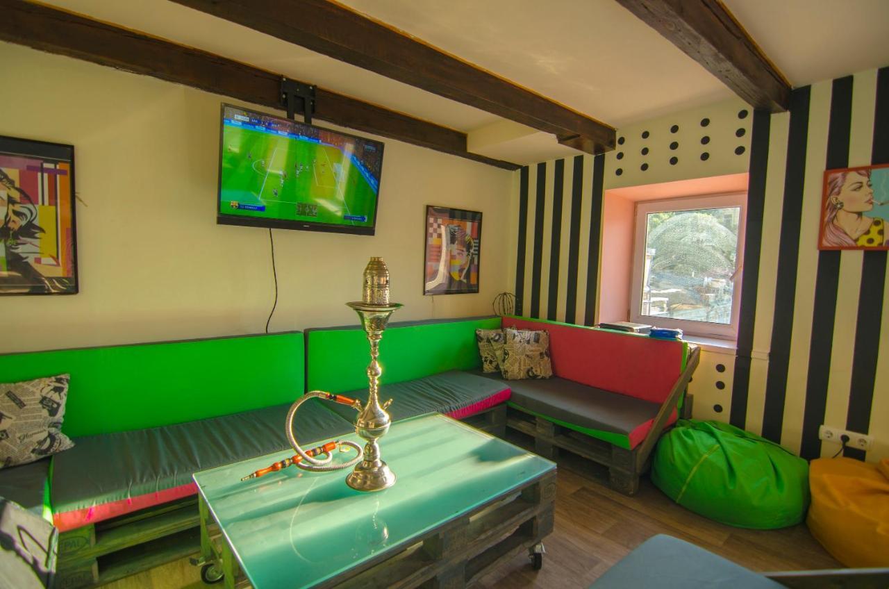 Lucky Hostel На Крещатике Kiev Ngoại thất bức ảnh