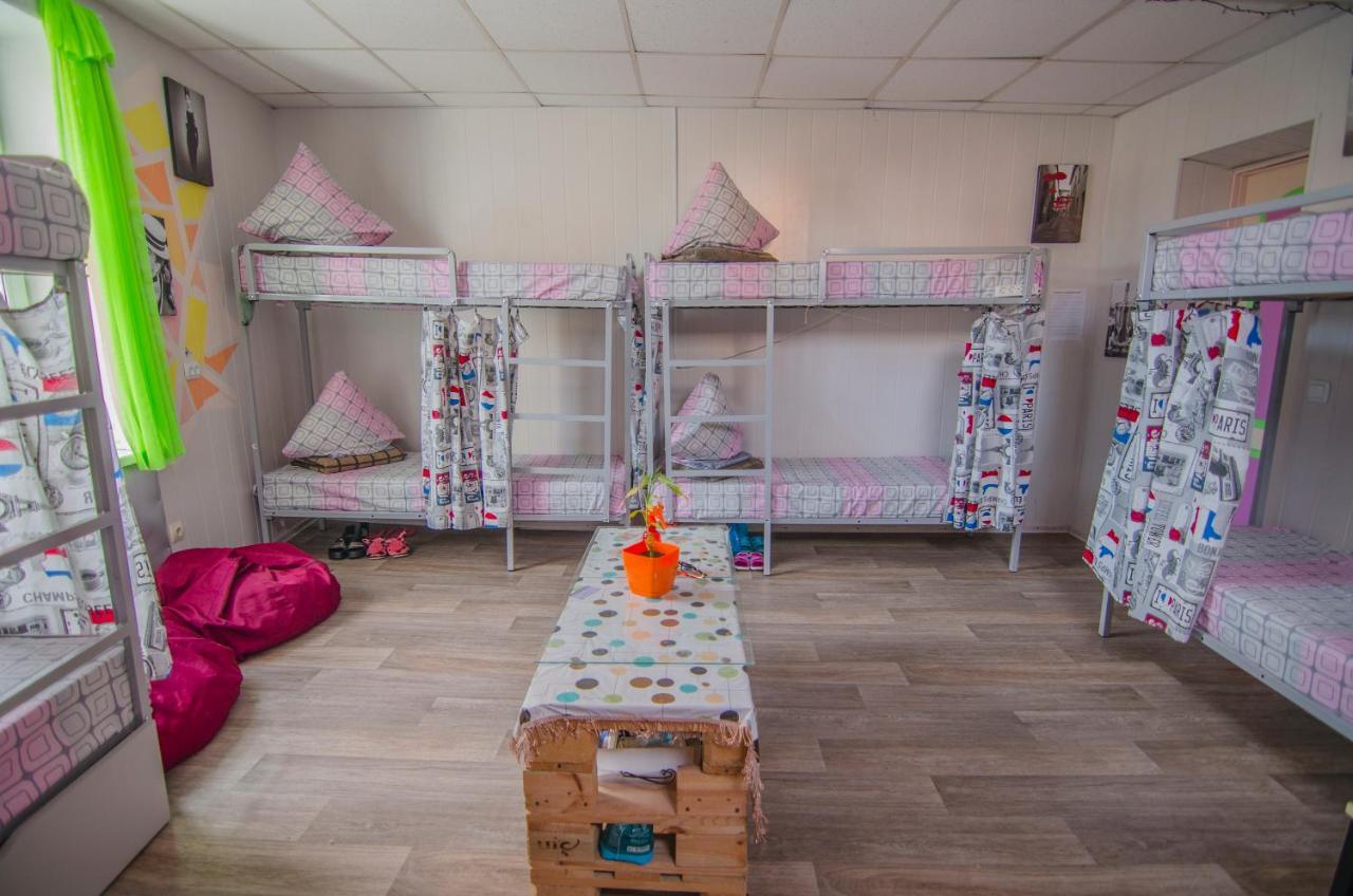 Lucky Hostel На Крещатике Kiev Ngoại thất bức ảnh