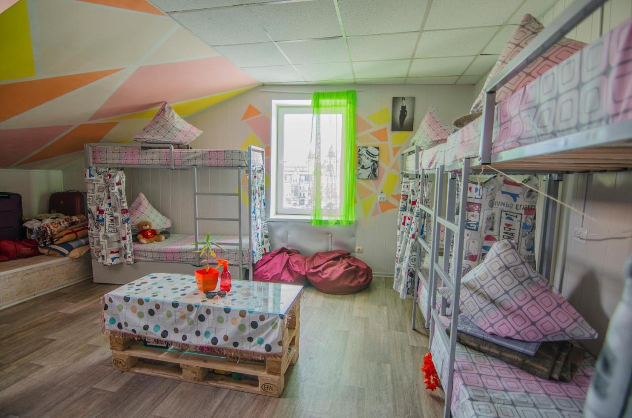 Lucky Hostel На Крещатике Kiev Ngoại thất bức ảnh