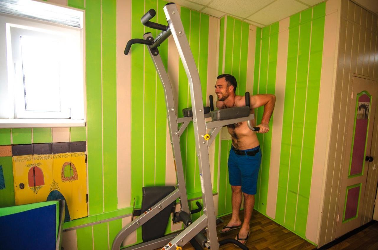 Lucky Hostel На Крещатике Kiev Ngoại thất bức ảnh