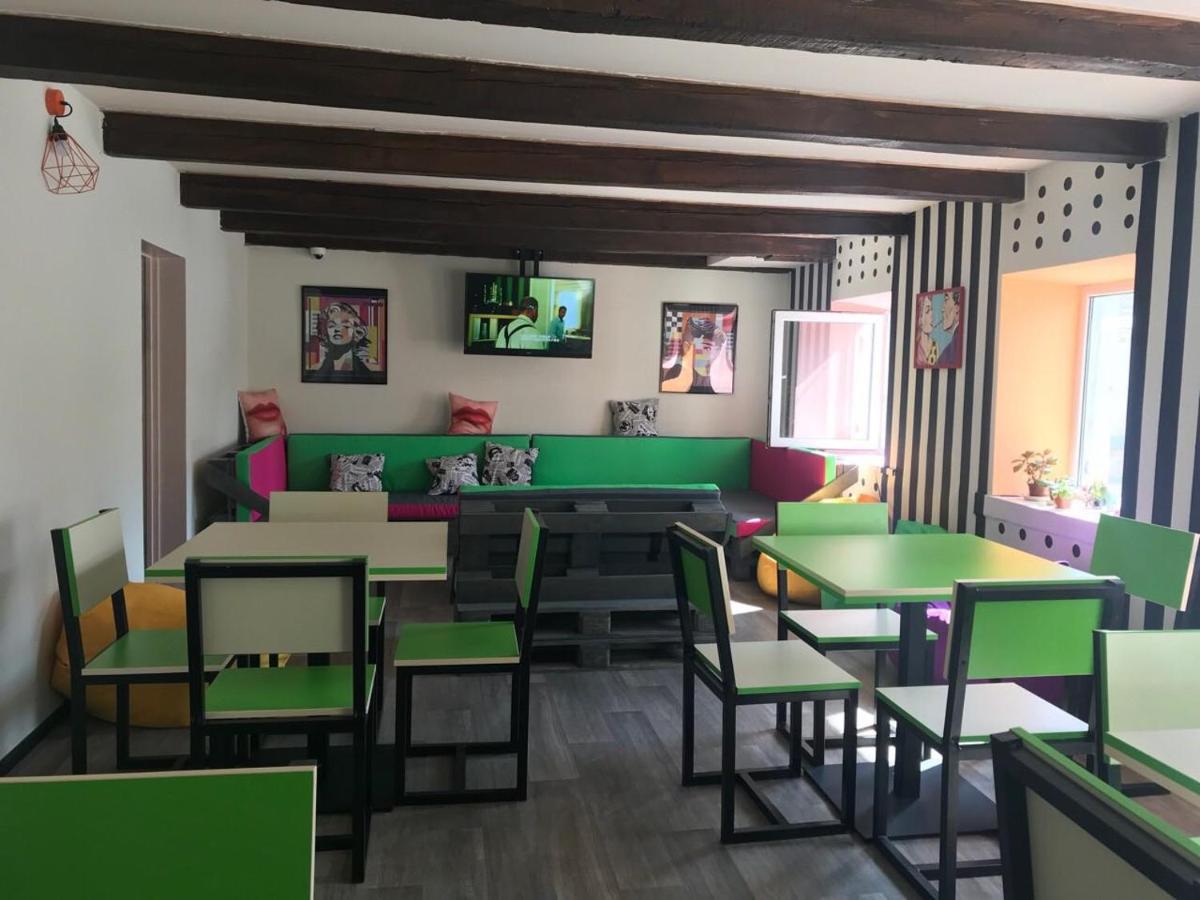 Lucky Hostel На Крещатике Kiev Ngoại thất bức ảnh