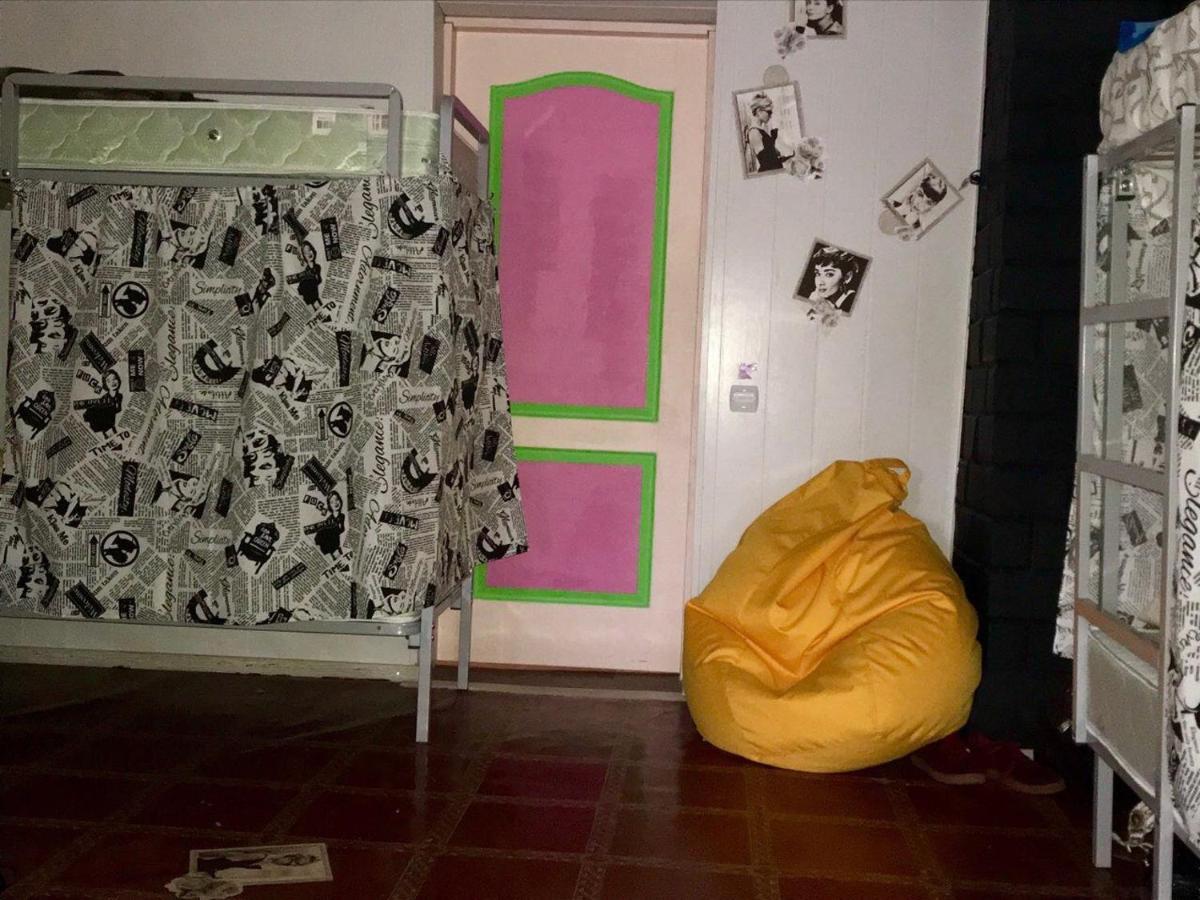 Lucky Hostel На Крещатике Kiev Ngoại thất bức ảnh