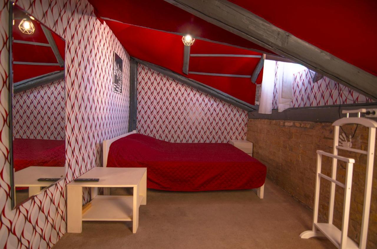 Lucky Hostel На Крещатике Kiev Ngoại thất bức ảnh